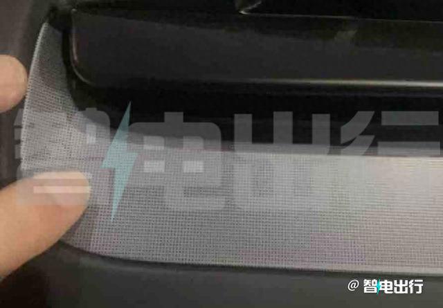特斯拉新Model 3实车官图泄露！本月国内投产，换新电池组