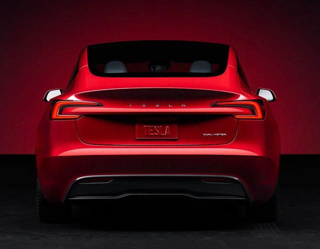 新款Model 3正式亮相，预计四季度交付