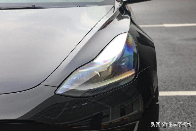 新车 | 设计/配置/价格调整竞争力如何？新款特斯拉Model 3国内亮相