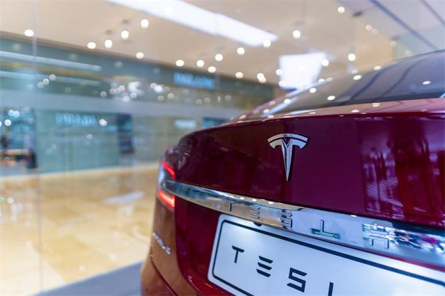 苦等6年！特斯拉再发新款Model 3，259900起售【附新能源汽车行业现状】