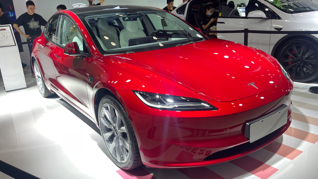 起售价涨2.8万，但新Model 3养车比老款省3百/年？