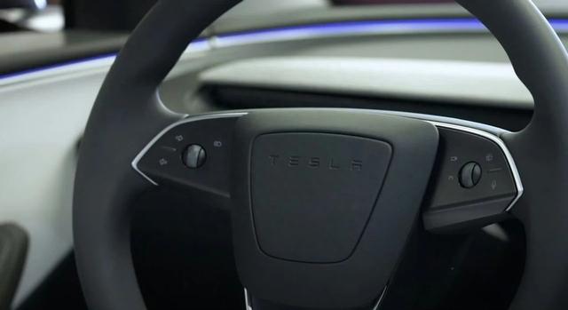 老韭菜裂了，Model 3焕新版何时降价？
