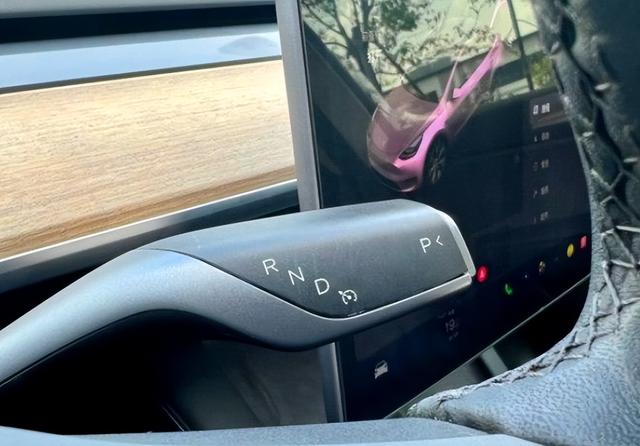 特斯拉Model Y，一辆我心有所属的电车
