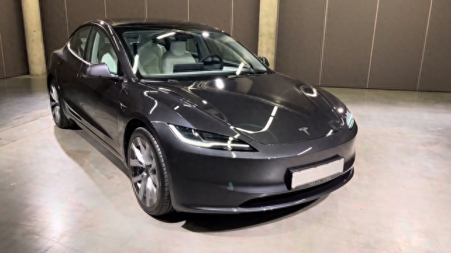 好消息，新款特斯拉Model3来了！坏消息，价格比老款贵了近3万！
