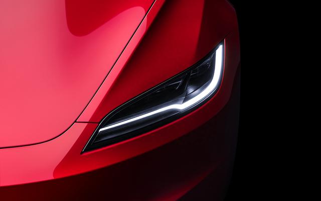 新款Model 3预售25.99万起，颜值提升档位调到中控屏
