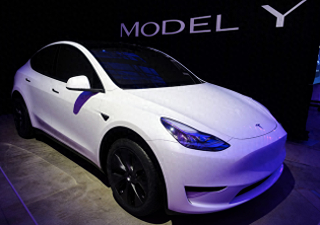 特斯拉Model Y车主吐槽22条缺点，降价后还值得买吗？