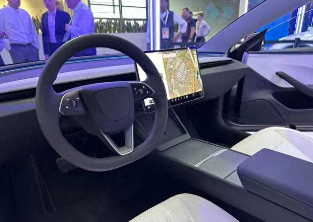 2023慕尼黑车展：全新Model 3登场，内饰升级，值不值得买？