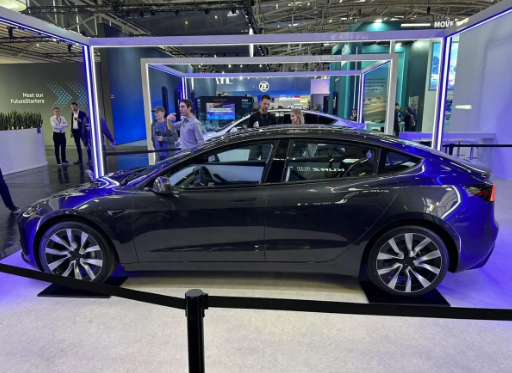 极简到极致，新款特斯拉Model 3亮相，25.99万起售，有什么变化？