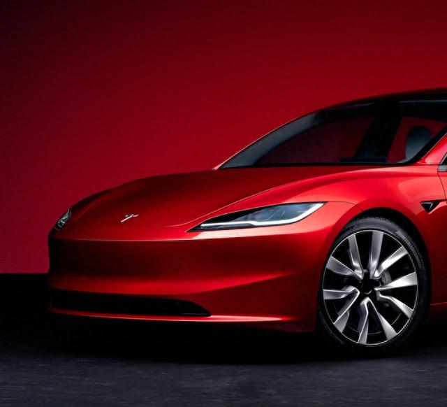 新款Model 3来了！25.99万元起，配远端气囊，依旧没有仪表