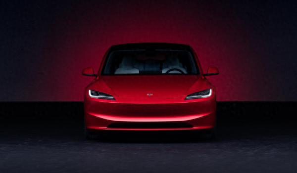 涨至25.99万元！续航可达713km，新款特斯拉Model 3亮相