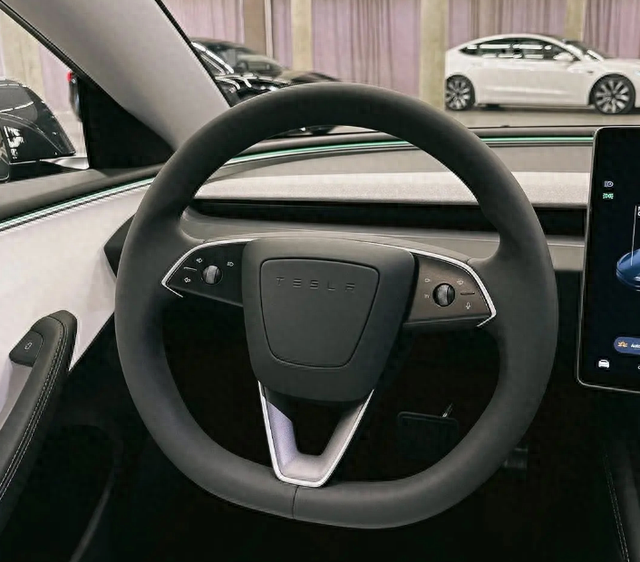 都以为特斯拉新Model 3要降价，它却涨价了