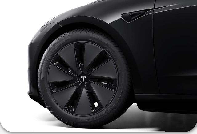 涨价2.8万！特斯拉Model 3焕新版发布：25.99万起售，四季度交付