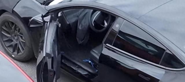 2024款Model 3确认，本月亮相，增加液晶仪表与摄像头，成本大降