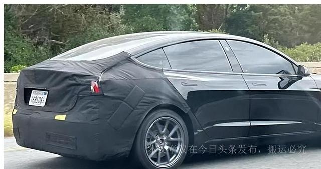 新Model 3已试产，不换车机，伪智能的帽子怎么摘？