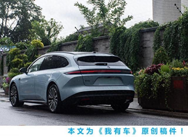 30万买个家庭用车，蔚来ET5T和特斯拉Model Y该买谁？
