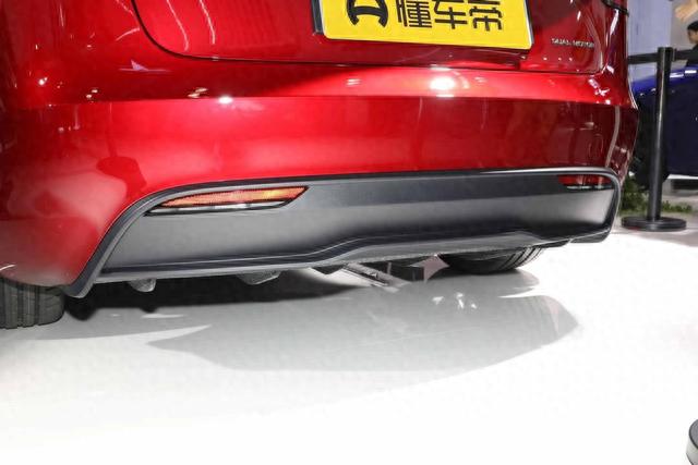 都是中型车，一汽丰田bZ3和特斯拉Model 3，差距能有多大？
