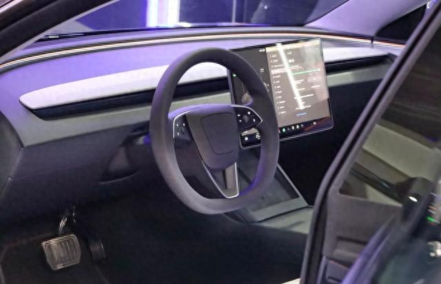 2023慕尼黑车展 | 实拍特斯拉新Model 3，看看有哪些变化？