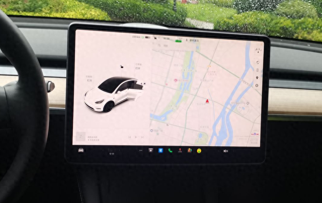 潮流时尚，还得是特斯拉Model Y