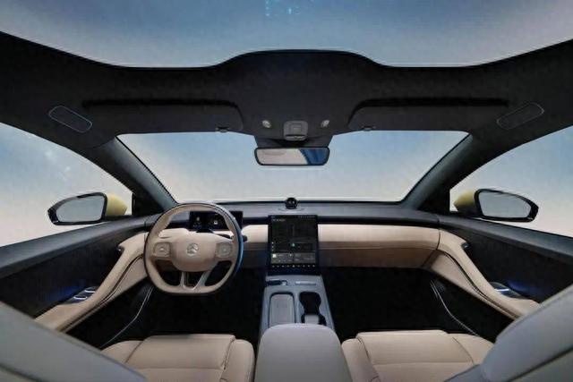新款Model 3出尽风头？这四款国产车能和它一战