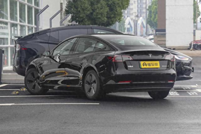 丰田和特斯拉的电车谁更好？bZ3对抗Model 3，都有哪些差距？