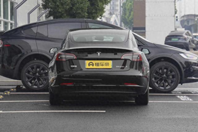 丰田和特斯拉的电车谁更好？bZ3对抗Model 3，都有哪些差距？