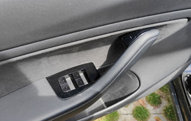 当时的冲动消费，进口特斯拉Model 3