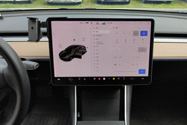 当时的冲动消费，进口特斯拉Model 3