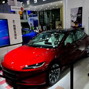新车 售价25.99万元起设计调整，新款特斯拉Model 3抢先实拍