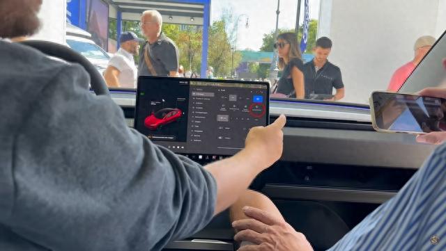 特斯拉新 Model 3 Highland 的10个让你眼前一亮的新功能