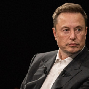 马斯克再次发声：特斯拉将取消后视镜，真的愚蠢吗？