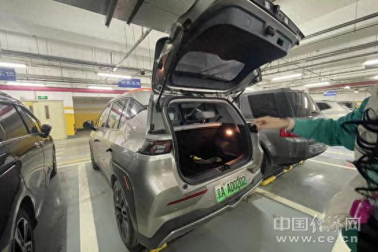 8月SUV：新能源占比超6成，特斯拉Model Y一骑绝尘