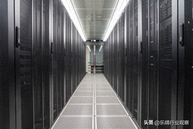 特斯拉市值暴涨超5800亿元！Dojo加速入局，盘点核心龙头