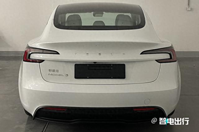 特斯拉确认：Model 3+实拍曝光！车身加长，续航更强悍了