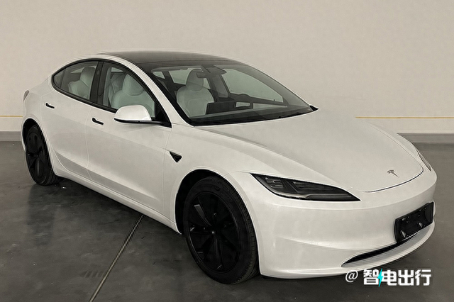 特斯拉确认：Model 3+实拍曝光！车身加长，续航更强悍了