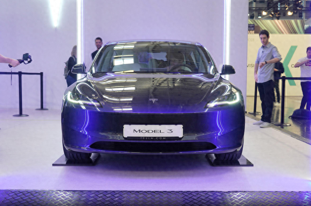 新特斯拉Model3申报，学领克带加号，颜值提升，但价格虚高？