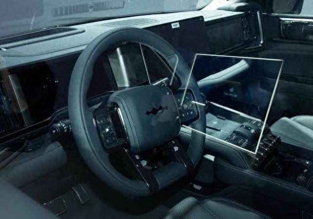 工信部重磅SUV：问界M9打头阵，昊铂HT对标Model Y