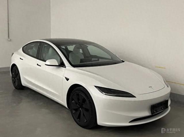 全新特斯拉Model 3申报图 车尾新增“+”标识 将于第四季度交付