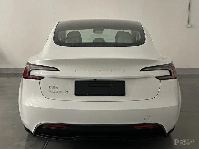 全新特斯拉Model 3申报图 车尾新增“+”标识 将于第四季度交付