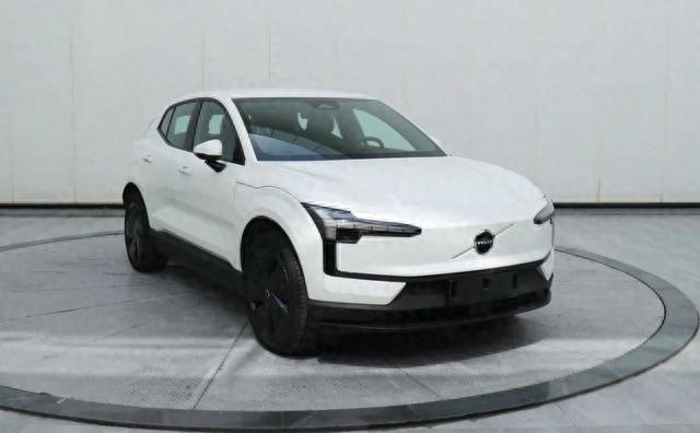 工信部新车：小鹏首款MPV露真容，Model 3还有性能版？