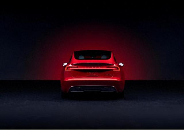 不降反涨，新款Model 3升级亮点有哪些？继续当“等等党”？