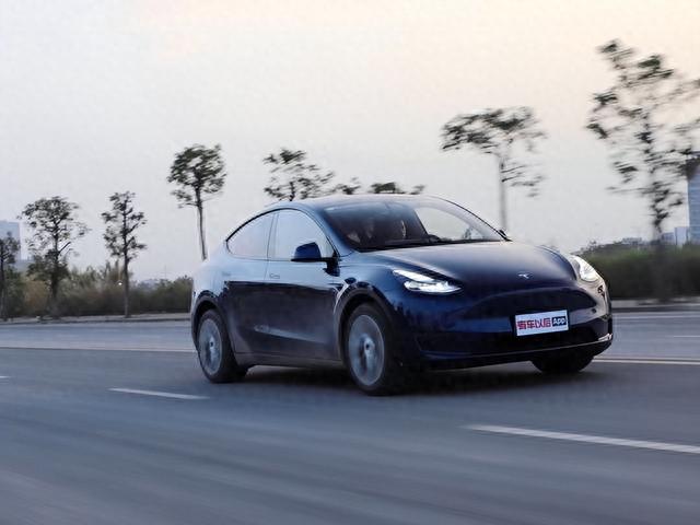 小鹏G6对比Model Y：配置高价格诚意满满，对手来势汹汹！
