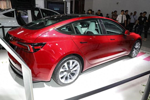 尾标有变化，“Model 3+”要登场？新款特斯拉Model 3申报信息曝光