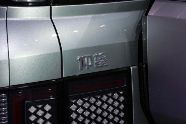 比亚迪重磅新作，快速解析仰望U8，确定9月20日上市