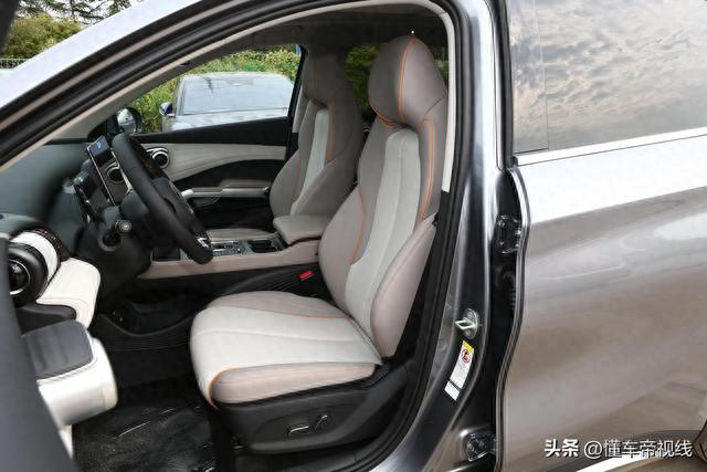 新车 | 13.58万元起，比亚迪元PLUS冠军版上市，颜色丰富/配置升级