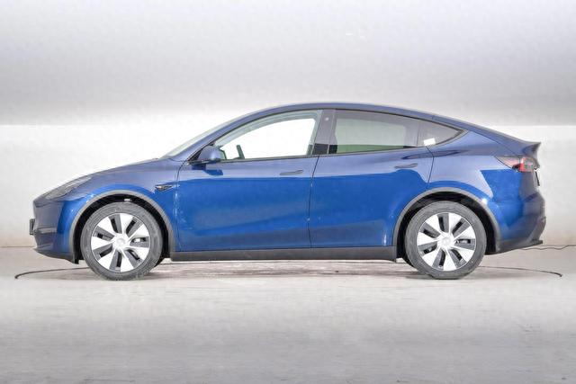 4种动力、3种续航，最低27.6万可入手，详解特斯拉Model Y