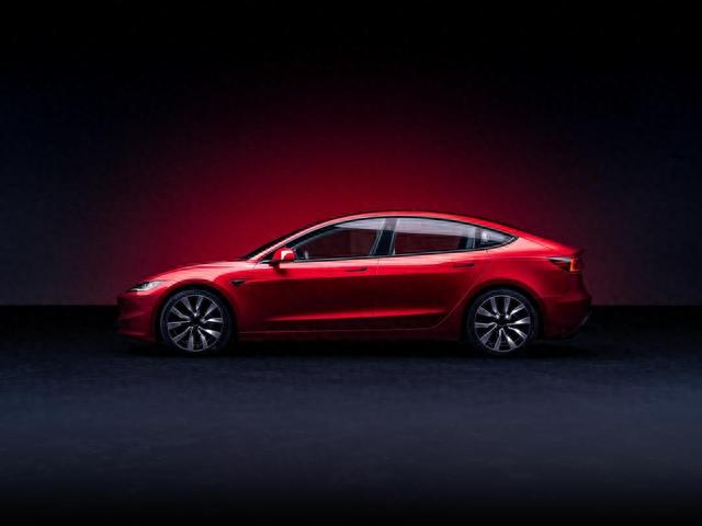 25.99万起、续航713公里，新款特斯拉Model 3来了