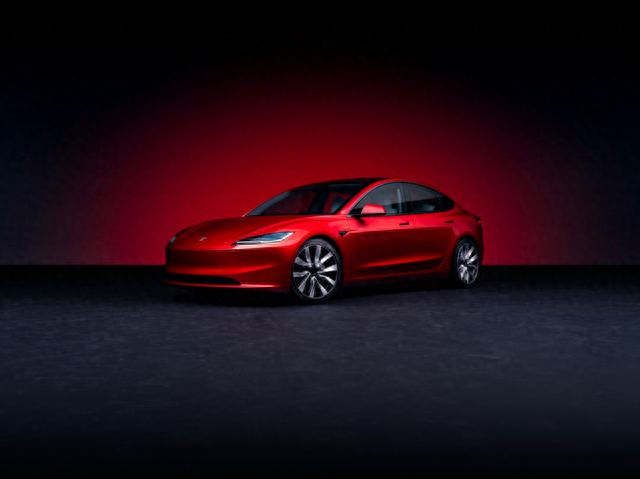 25.99万起、续航713公里，新款特斯拉Model 3来了