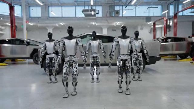 特斯拉为什么可以成功？马斯克：必须让每一台车惊艳世人